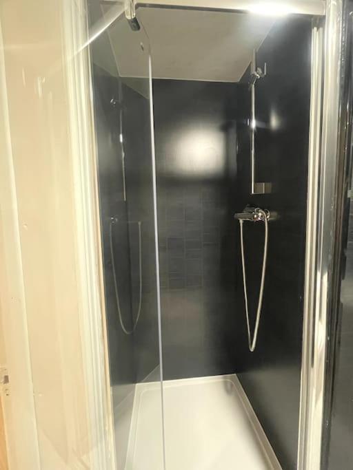 Adorable 1-Bedroom Entire Place With Free Parking Cambridge Exteriör bild
